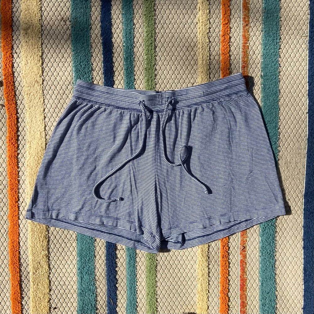 comfy striped lounge shorts small